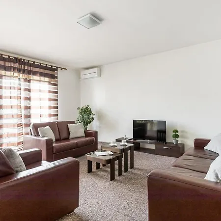 Seka's Family * Спліт